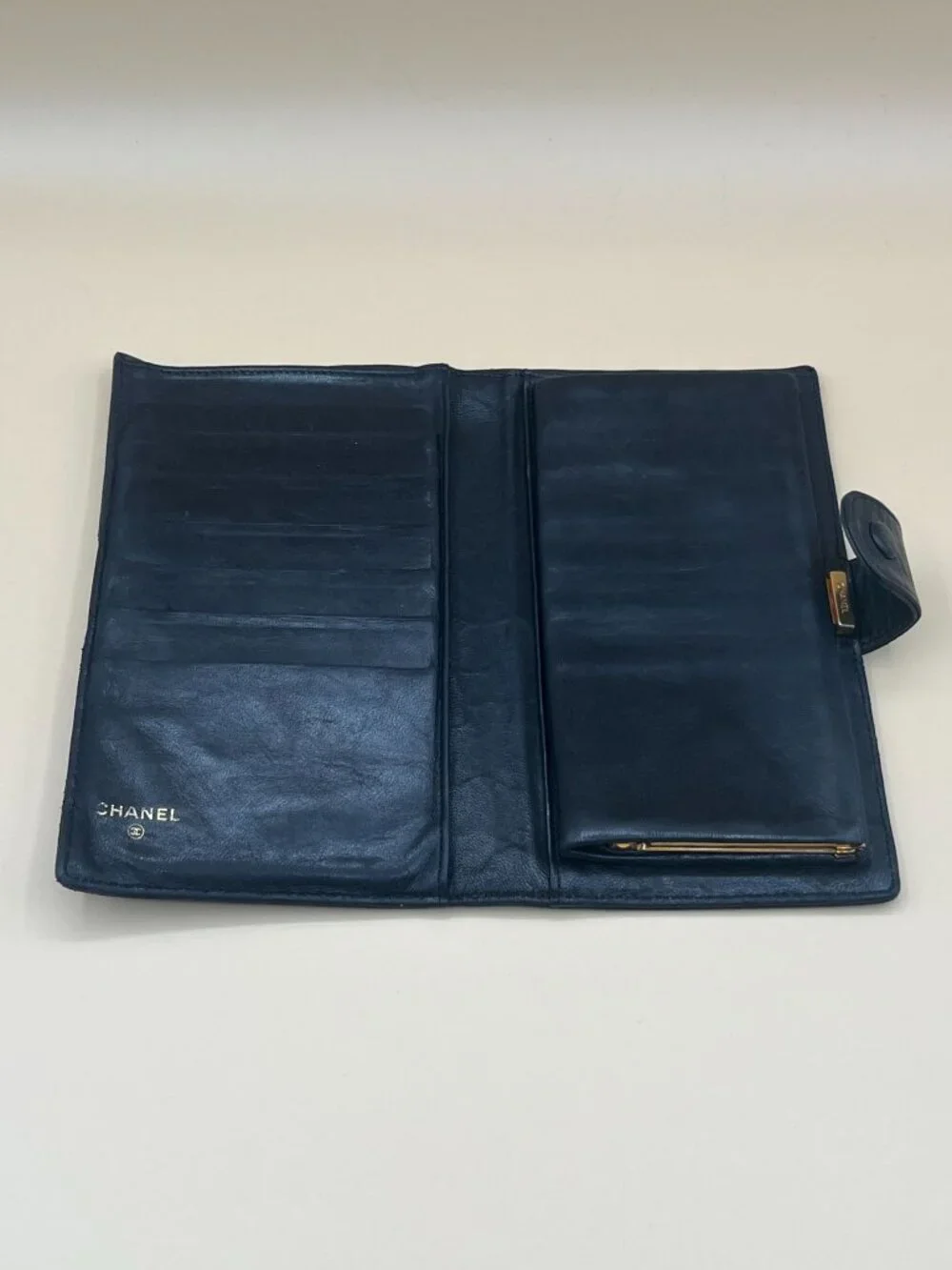 CHANEL Vintage Black Lambskin CC Logo Long Bifold Wallet Gold Kisslock w/ Card
